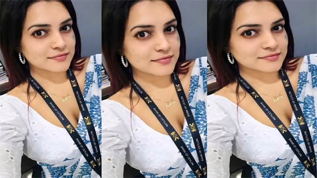 Desi Bank Of Ceylon – Girl Style Creampie MMS