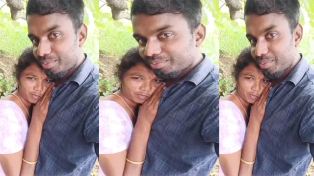 Tamil Aunty Outdoor – Threesome Having Fun
